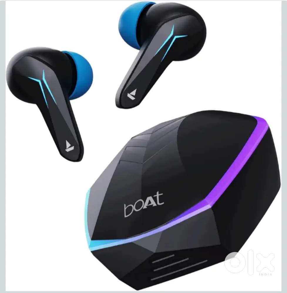 Headphones or earpods