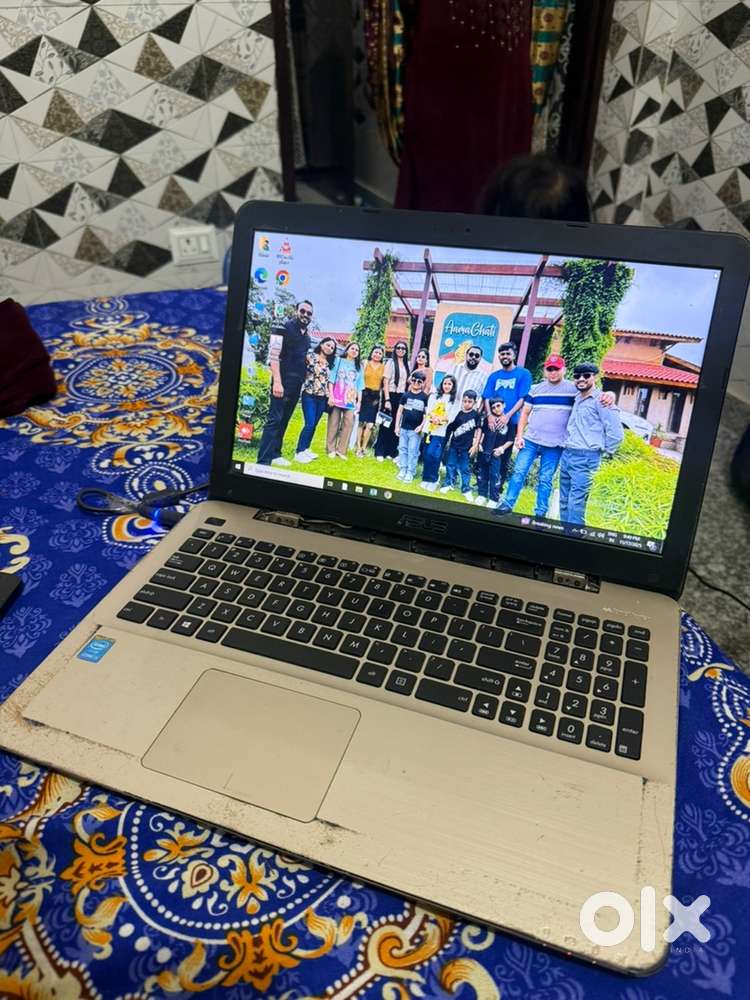 Asus Laptop Only 5500