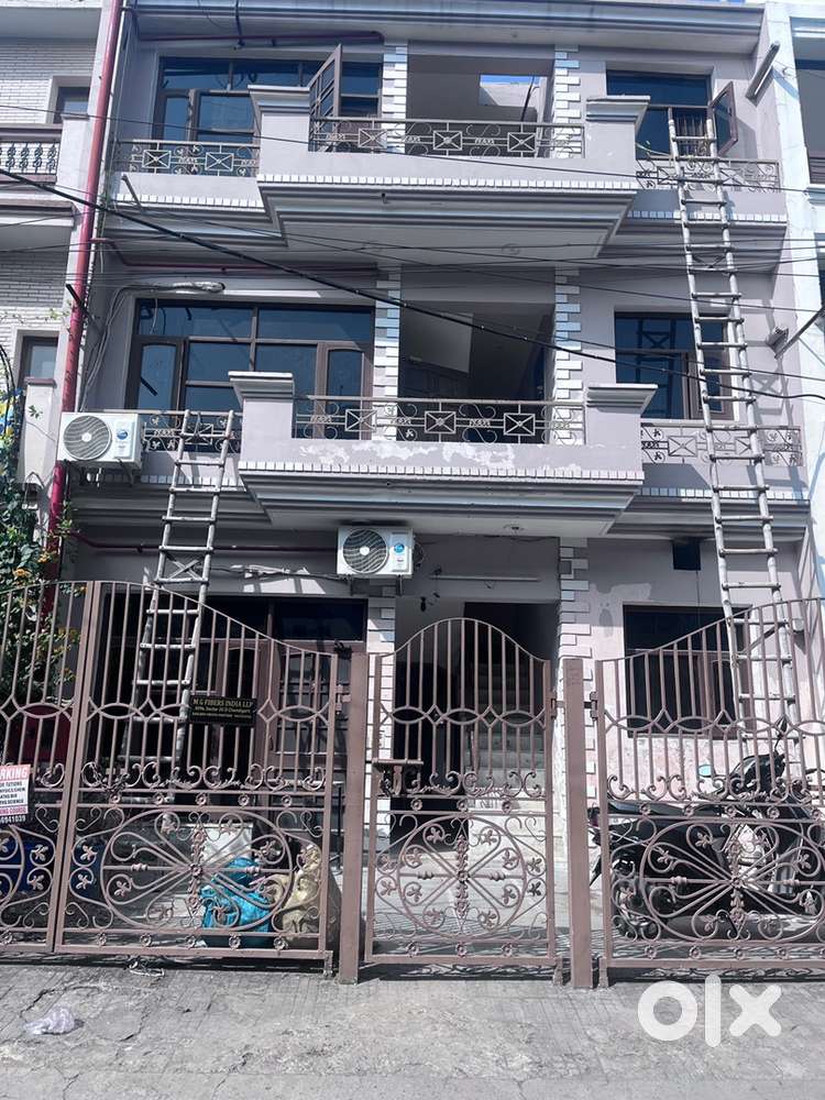 For Sale 8 Marla Triplr Storey Kothi In Sector 20 Chandigarh