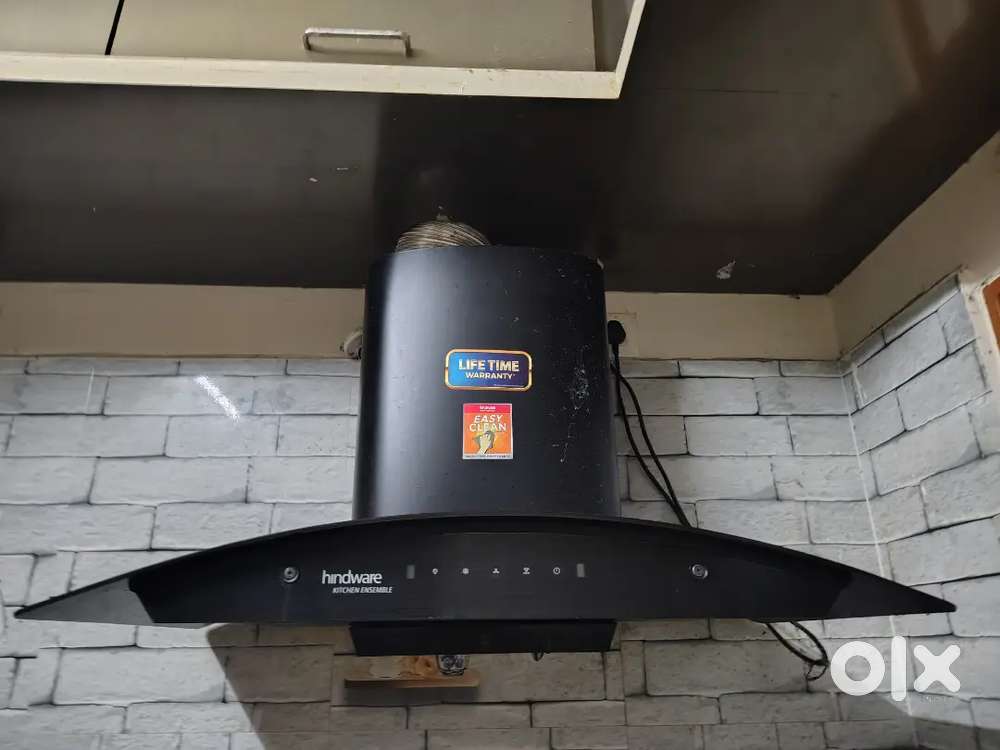 Hindware chimney with autoclen option