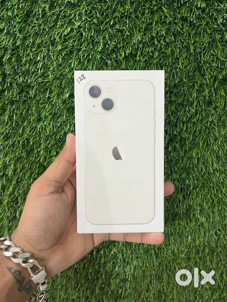 Selling my IPhone 13 With Bill Box And Accessories.