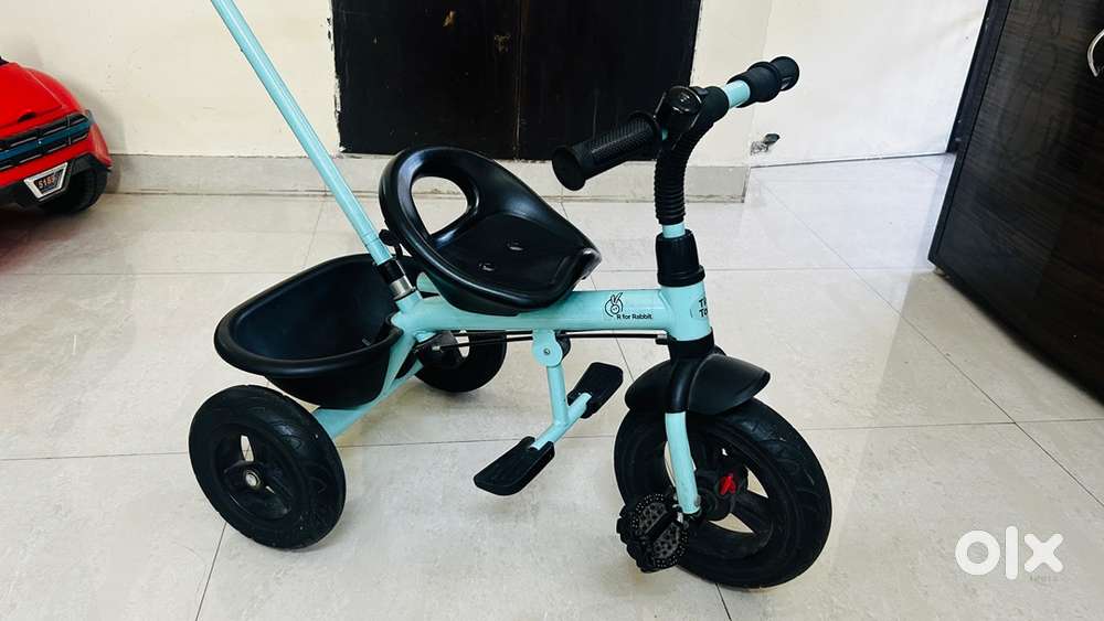 Kids tricycle