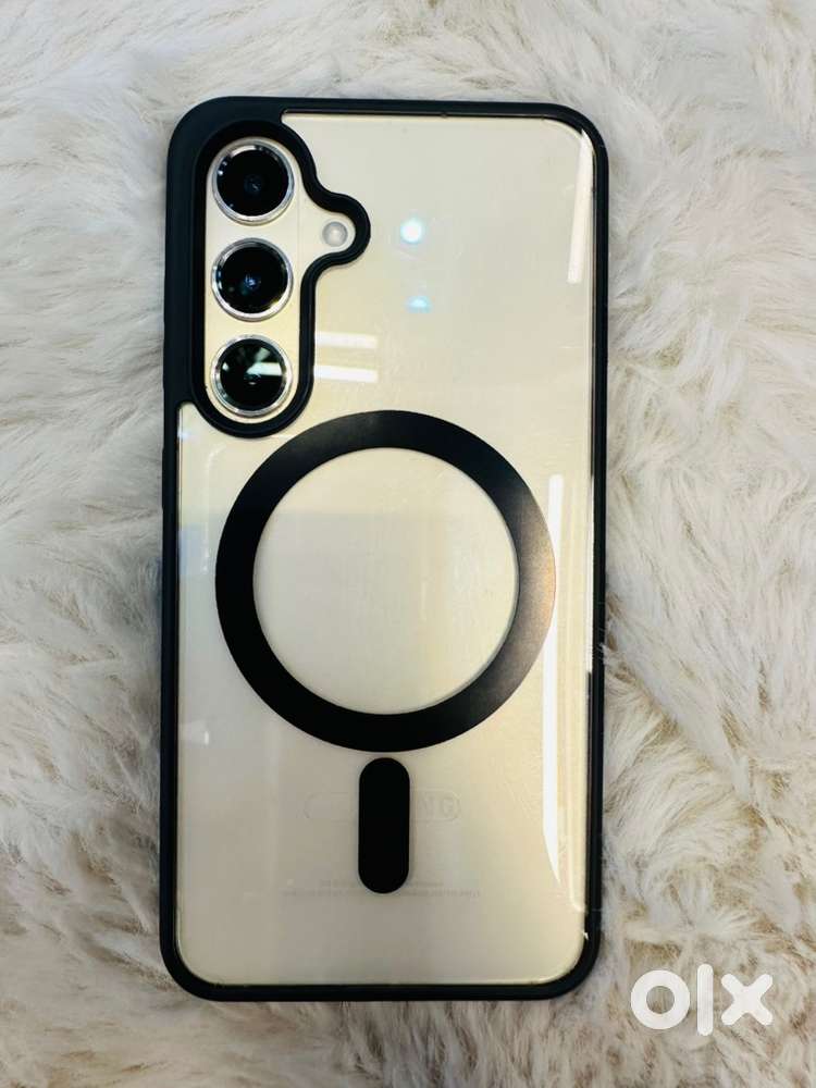 8/256 Samsung S24 Phone me koi be dikaat nahi hai na dent hai