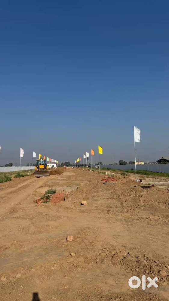 110 gaj Park Facing Plot for Sale in RERA Approved Project