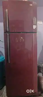LG duble door first model2018 home shifting prblm URGENT SALE