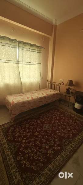Bed space available for working girls and boys