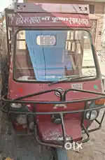Vikram loading taxi all ok Gadi h koi mistake nhi h