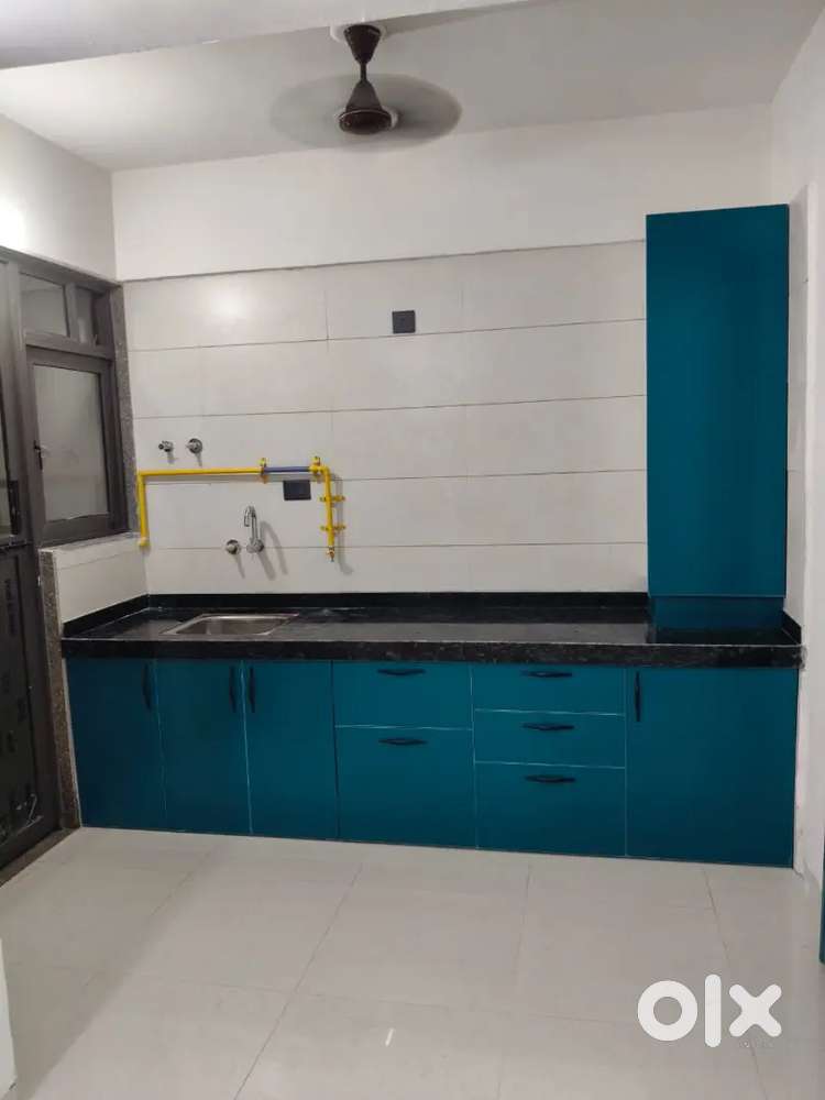 2 Bhk Flat For Rent In Shela - Kitchen Furnished