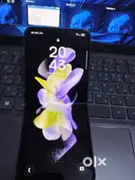 Samsung Z Flip 4