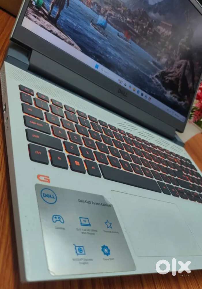 DELL Gaming Ryzen 5 4 GB RTX  3050 16 GB Ram 1 TB SSD