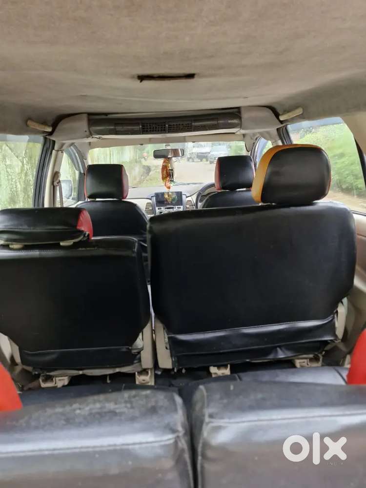 Toyota Innova 2011 Diesel Well Maintained