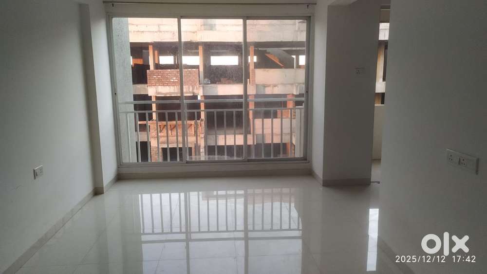 2BHK flat on rent for Family.