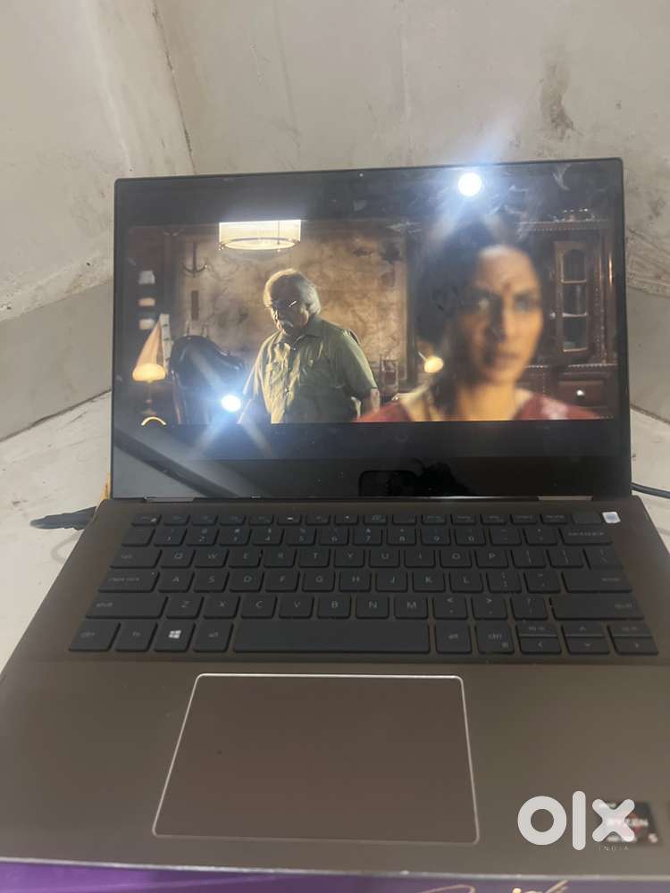 Dell inspirin 2 in 1 laptop