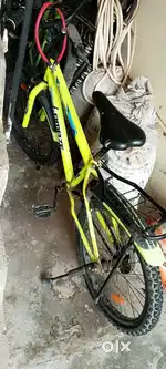 In very good condition 20inch cycle  for 5-10 year children