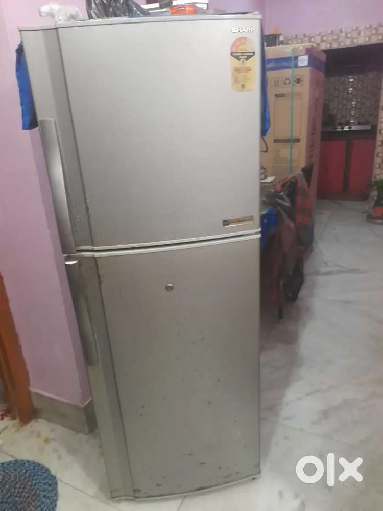 Sharp Company fridge 245 litre