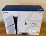 PS5 Slim Brand new 29 days old 11 month company warrenty left
