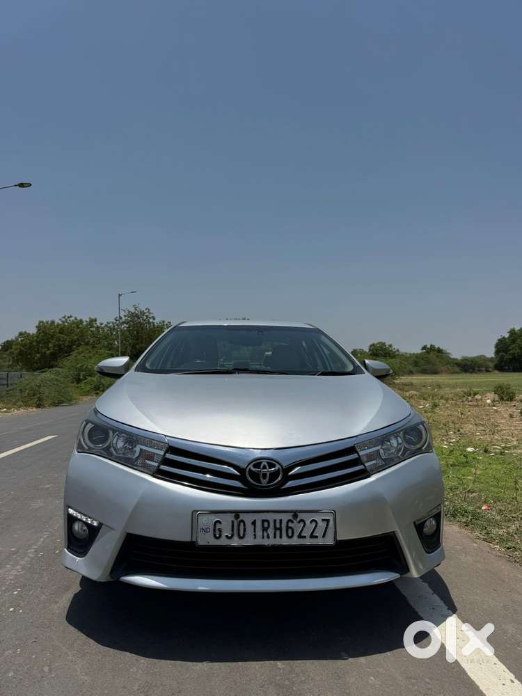 Toyota Corolla Altis VL, 2014, CNG & Hybrids