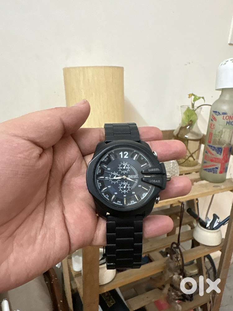 Diesel 10 Bar watch and Noisefit Agile 2