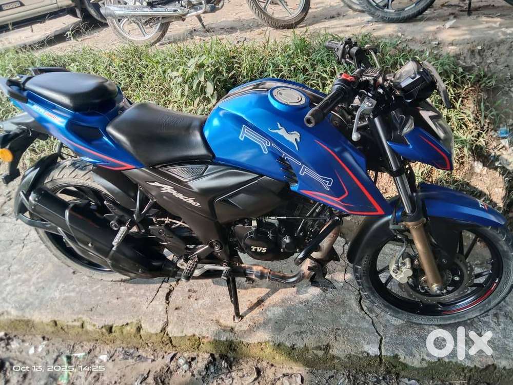 Apache 200 4v November 2021