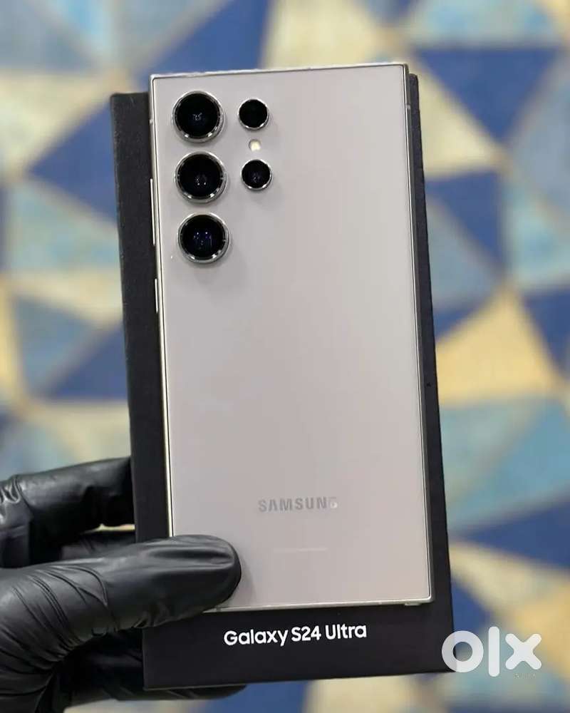 Samsung S24 ultra 12/256gb  gry colour 8 month used