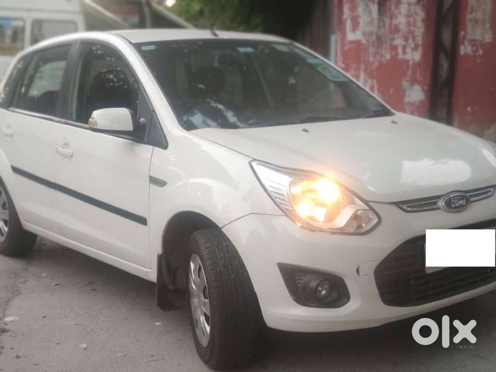 Ford Figo 2015 Petrol – Well Maintained  1st Owner  Diamond White