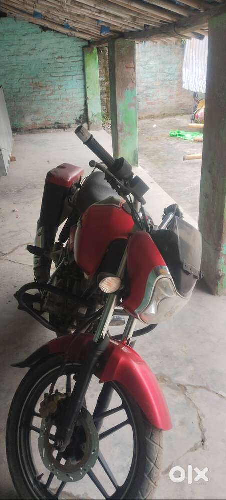 BAJAJ V15 2017 standard model