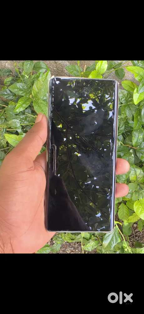 Realme Gt 6  16GB Ram 512 GB ROM