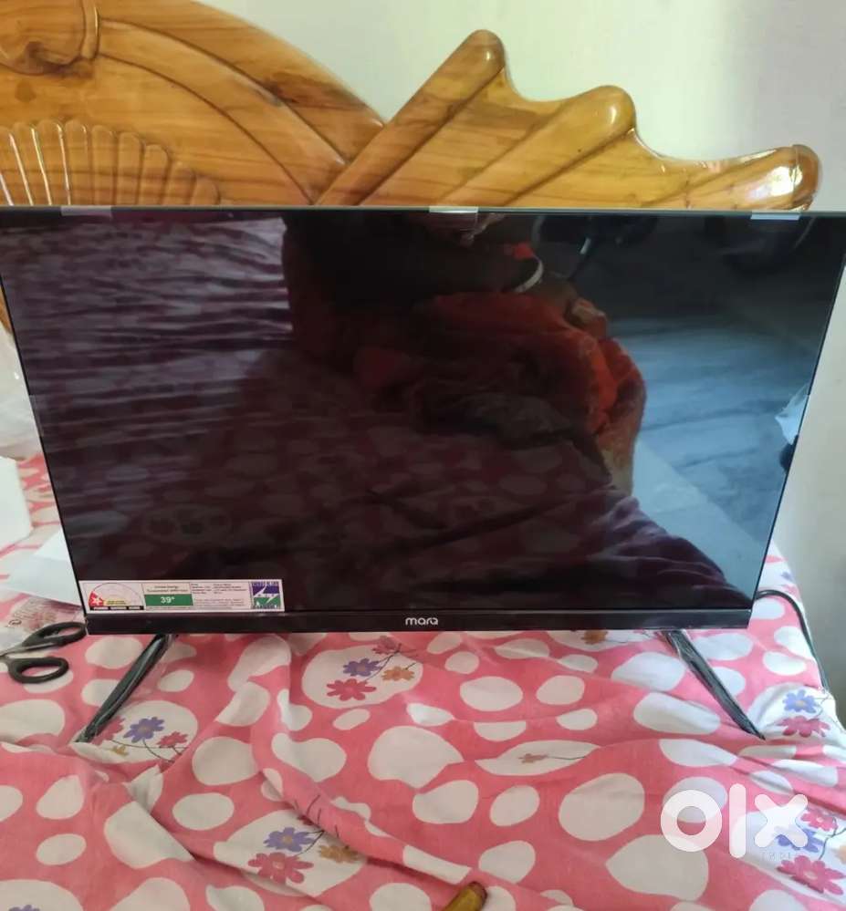 MARQ 32 inch LED TV (powered by flipcart)