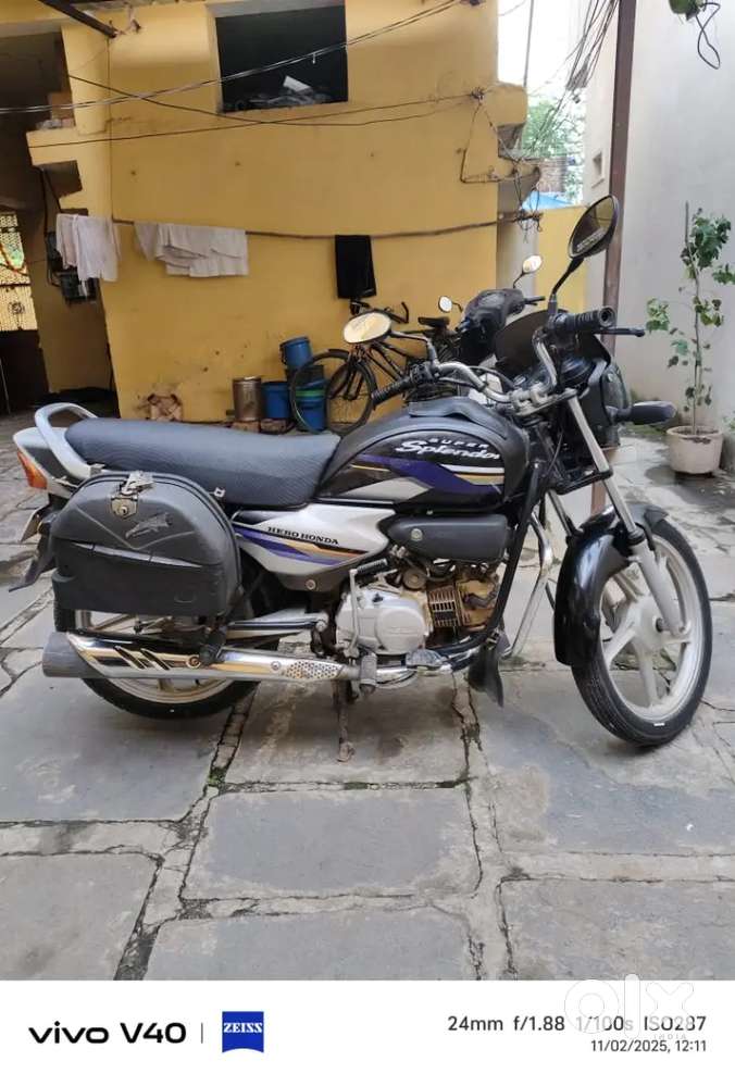 Hero Honda super splendor Single Handed Bike