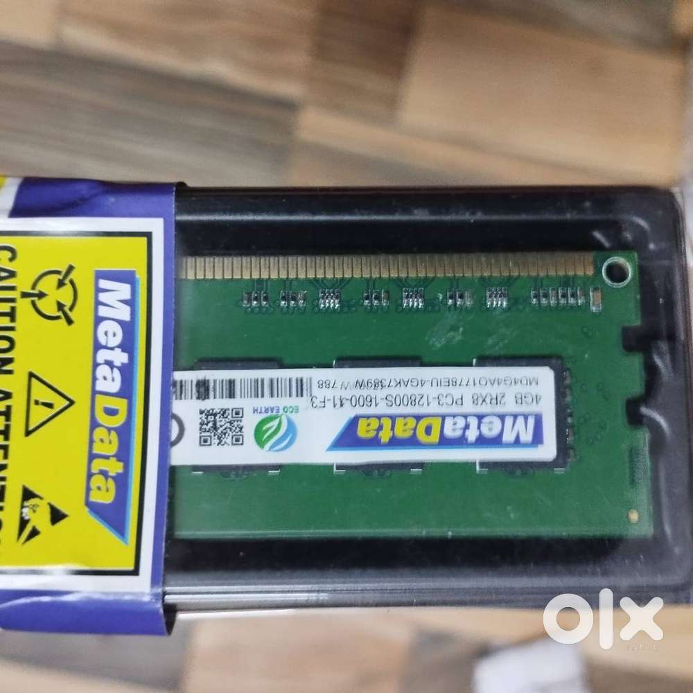 4gb ddr3 desktpo ram 1333 mhz... good codition