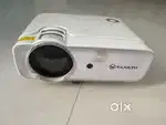 Vankyo projector