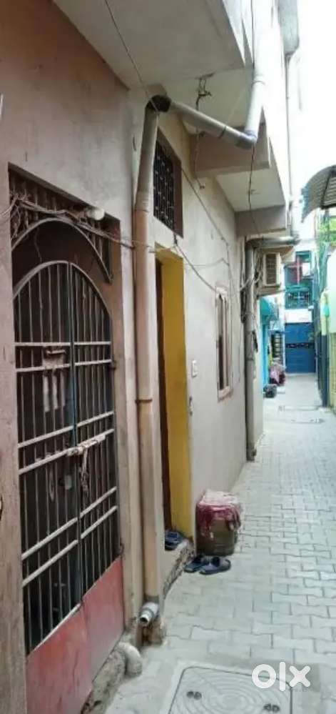 Individual houses with 2 floors built with  two 2bhk and 4 single bhk