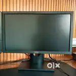 Dell 18.5 LED Monitor with no scratches