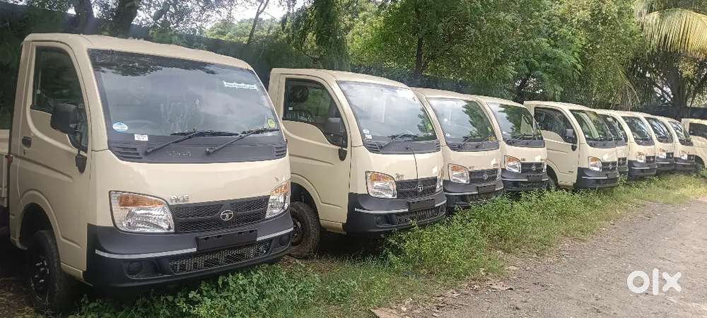 New vehicle showroom tata ace