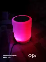 Bluetooth speaker lamp