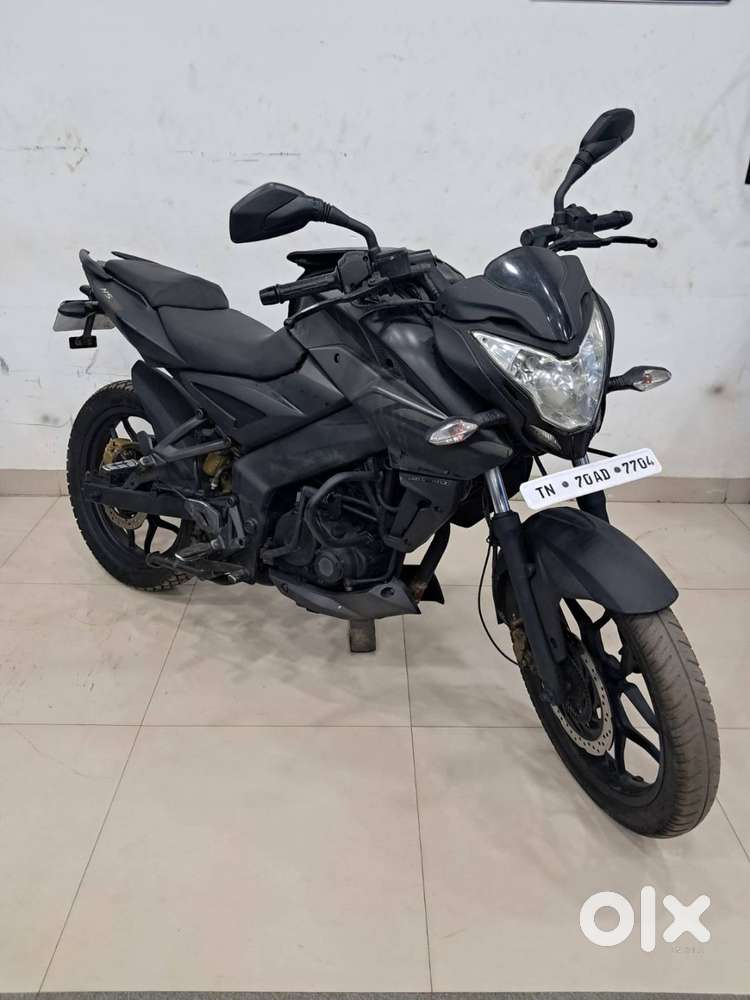 BAJAJ PULSAR NS 160 2019 GREY COLOUR