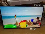 Samsung NU7470 43 Inch 4K TV for Sale - Like New!