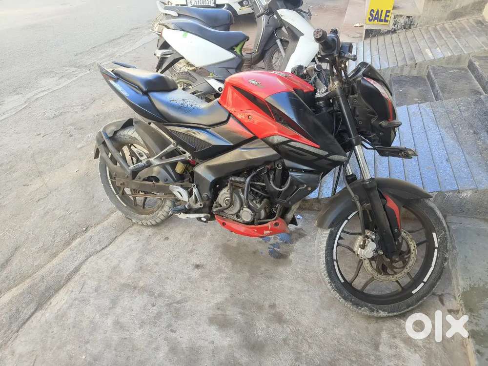 Pulsar ns 160