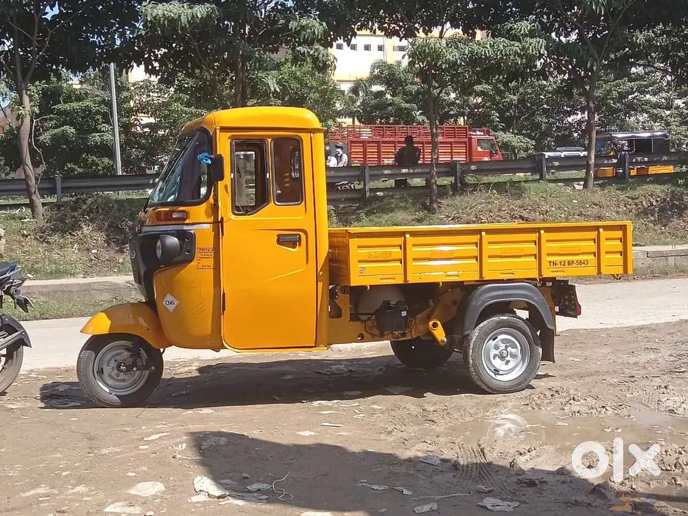 Bajaj maximum load auto driver wanted