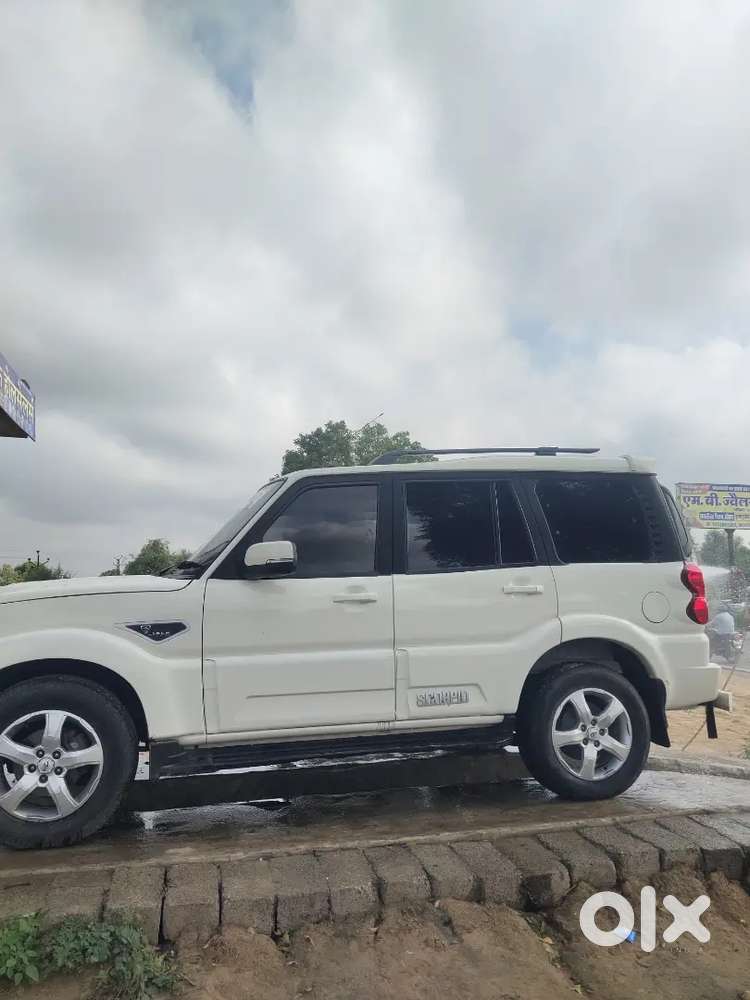 Mahindra Scorpio 2017 4×4