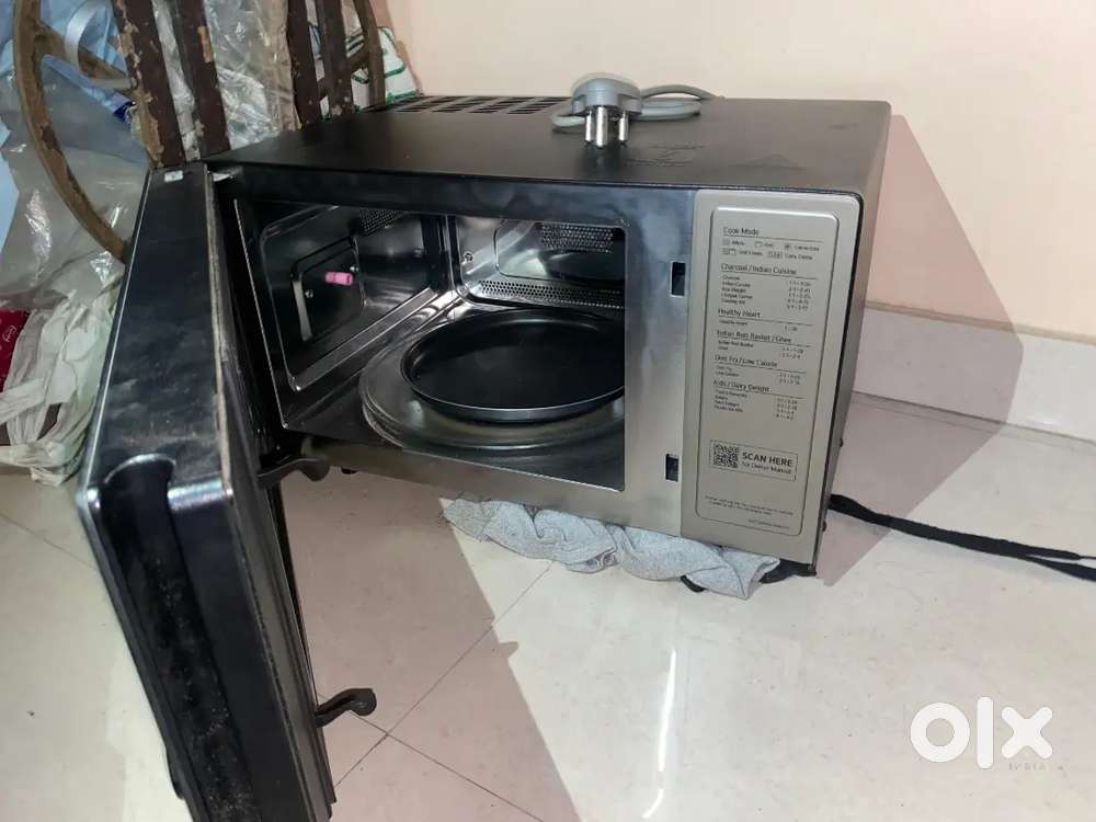 LG 28L charcoal healthy oven with wifi and screen touch