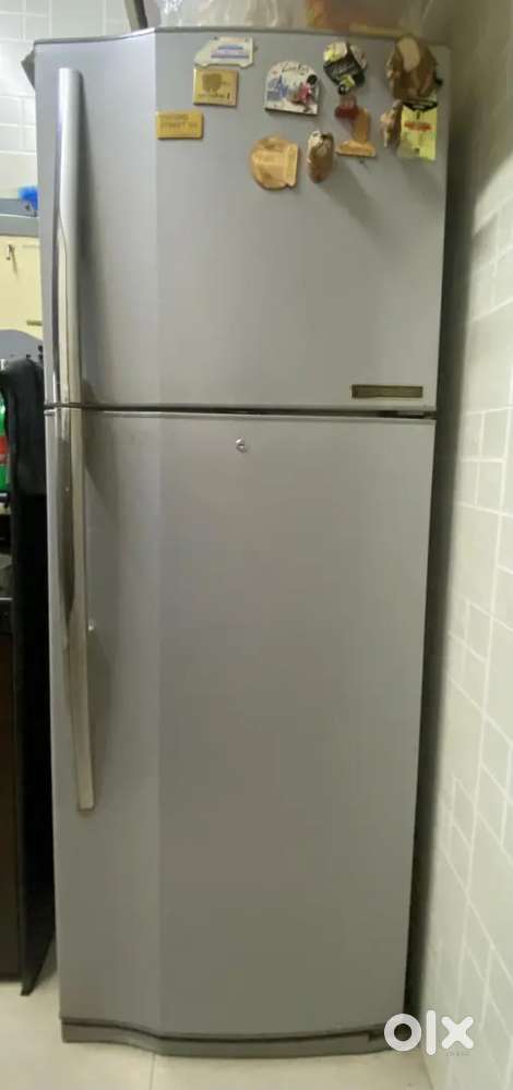 Large toshiba fridge 2008 model in perfect working condition