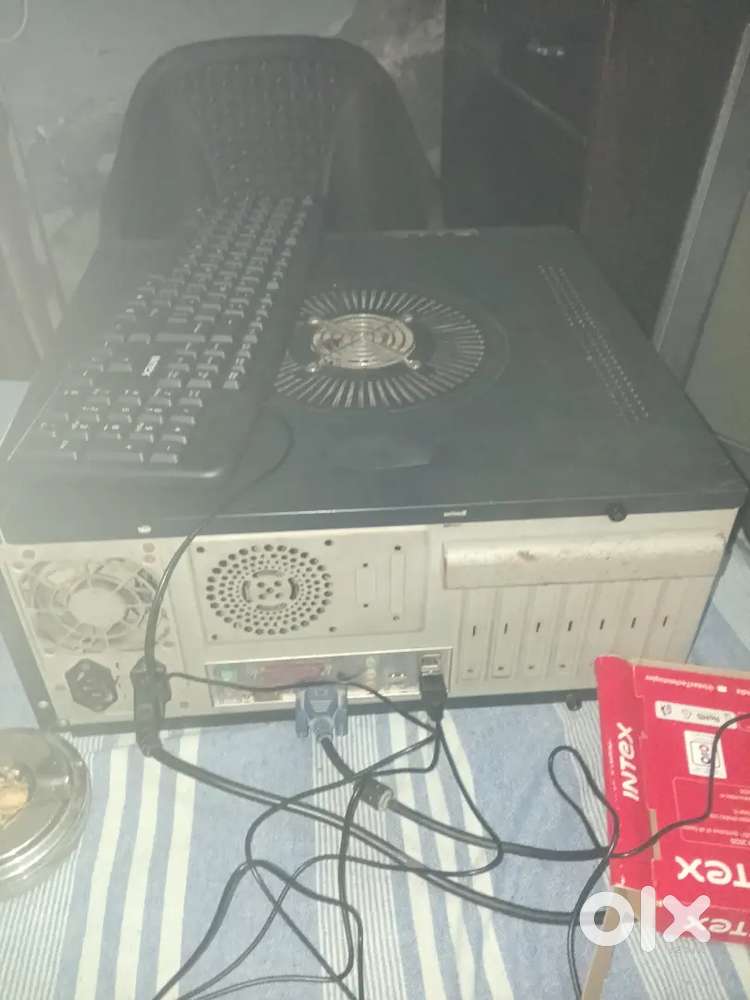 Computer monitor for sale