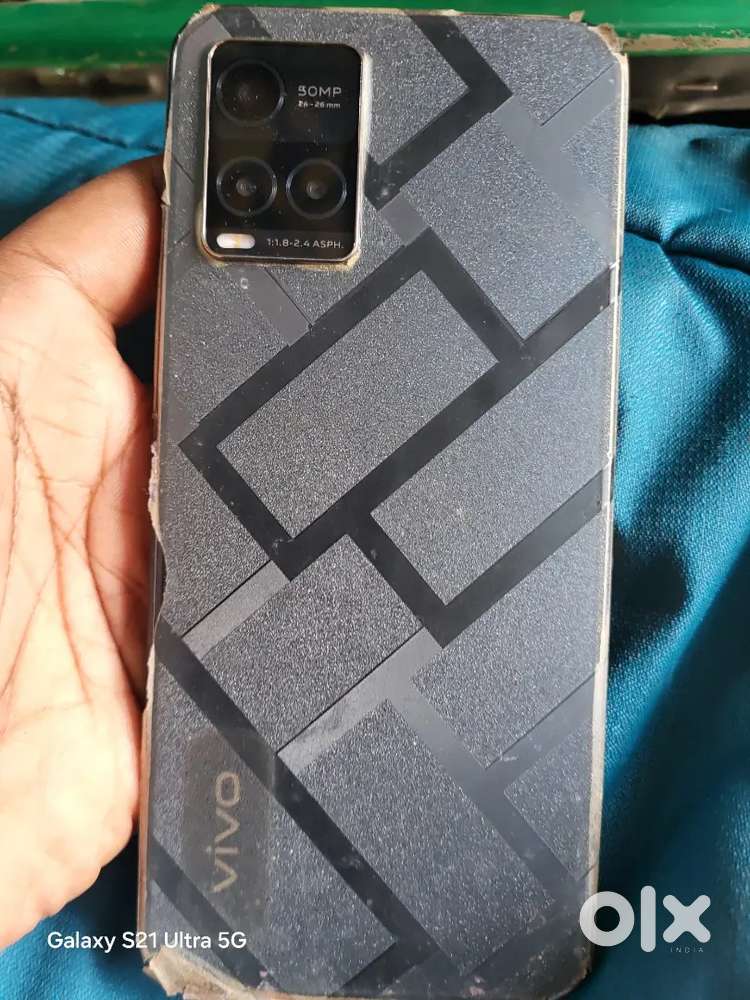 Vivo y33s 8/128 GB