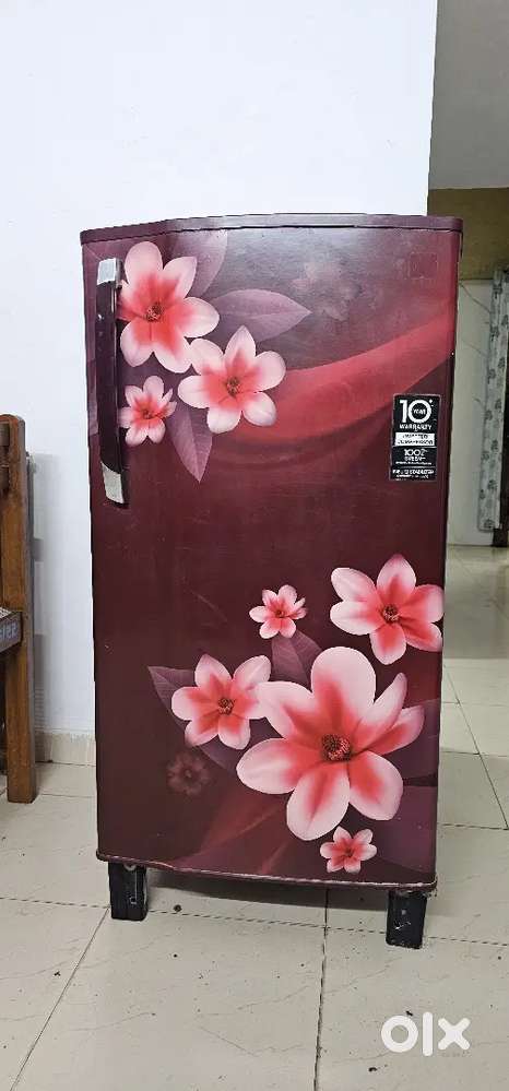 Single door fridge