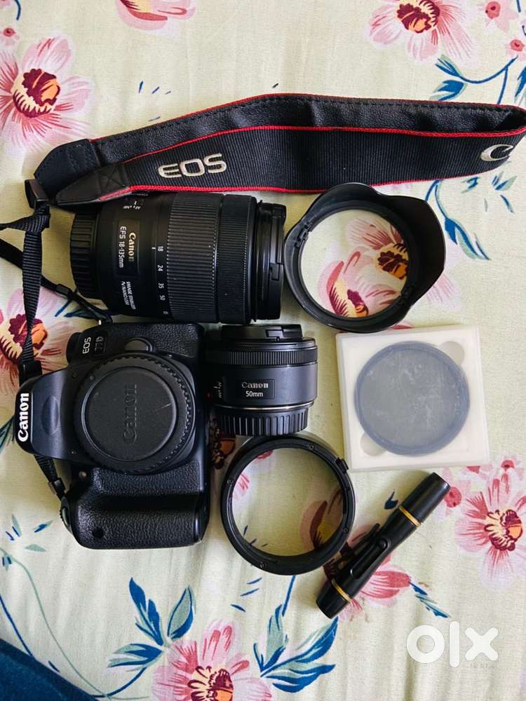 Canon EOS 77D. Need to sell urgently