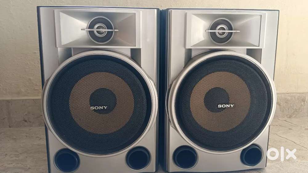 Sony bookshelf speaker & sony 5.1 front speaker