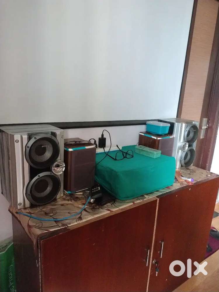 Sony speakers in perfect condition