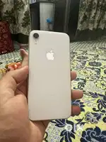 IPHONE XR IN MINT CONDITION BH 73