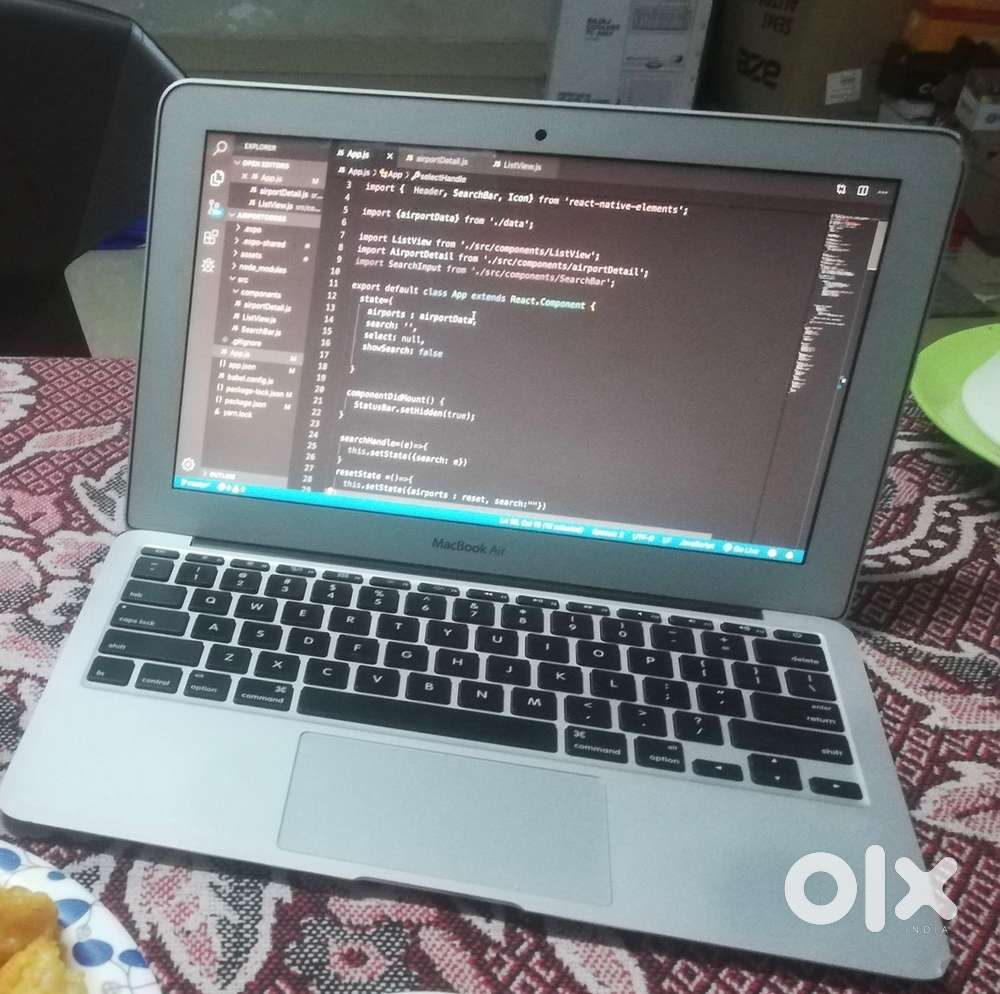 2012 Macbook air 11” 4gb